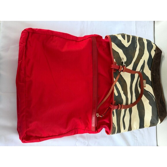 Dooney & Bourke Shoulder Bag - Picture 10 of 12